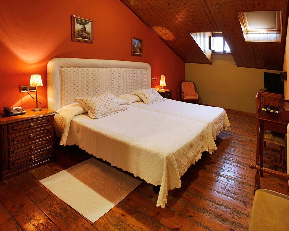Hotel Villa De לוארקה מראה חיצוני תמונה